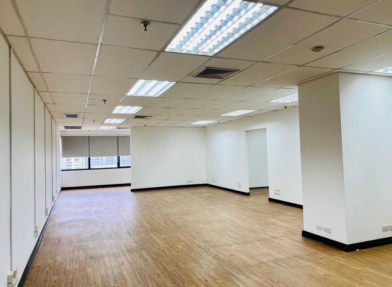 Studio Office for rent at Ocean Tower 2 ? Office for rent in Bangkok | Dot  Property