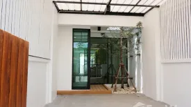 3 Bedroom Townhouse for sale in Lat Phrao, Bangkok