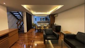 4 Bedroom Townhouse for rent in Khlong Tan Nuea, Bangkok