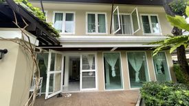 4 Bedroom House for rent in Khlong Tan Nuea, Bangkok