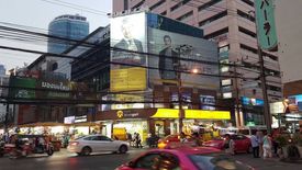 ให้เช่าทาวน์เฮ้าส์ 1 ห้องนอน ใน สุริยวงศ์, บางรัก ใกล้ MRT สามย่าน