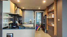 3 Bedroom Condo for sale in Watermark Chaophraya River, Bang Lamphu Lang, Bangkok