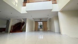 5 Bedroom House for rent in Narasiri Pattanakarn-Srinakarin, Suan Luang, Bangkok near MRT Khlong Kalantan