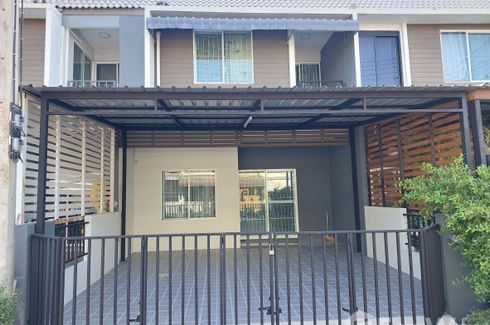 3 Bedroom Townhouse for sale in Lat Sawai, Pathum Thani near BTS Khlong Ha