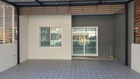 3 Bedroom Townhouse for sale in Lat Sawai, Pathum Thani near BTS Khlong Ha