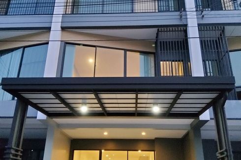 3 Bedroom Townhouse for sale in NALIN AVENUE RAMKHUMHAENG, Saphan Sung, Bangkok