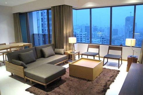 2 Bedroom Condo for rent in The Emporio Place, Khlong Tan, Bangkok near BTS Phrom Phong