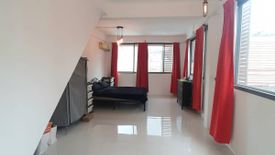 3 Bedroom Townhouse for sale in Thung Wat Don, Bangkok near BTS Saphan Taksin