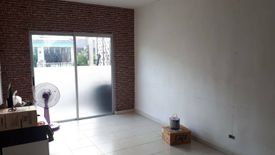 3 Bedroom Townhouse for sale in Baan Pruksa 63 Bangkradee-Pathumthani, Bang Kadi, Pathum Thani