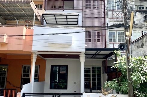 4 Bedroom Townhouse for sale in Lalin Greenville - Srinakarin, Racha Thewa, Samut Prakan