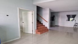 4 Bedroom Townhouse for sale in Lio Phetkasem 81, Suan Luang, Samut Sakhon