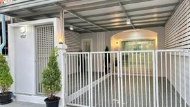 3 Bedroom Townhouse for sale in Baan Bua Thong, Bang Rak Phatthana, Nonthaburi near MRT Khlong Bang Phai