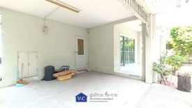 3 Bedroom House for sale in Lat Sawai, Pathum Thani near BTS Khlong Ha