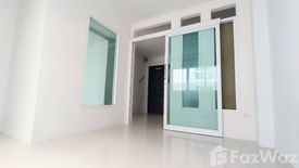 1 Bedroom Condo for sale in The Breeze Condominium, Talat Khwan, Nonthaburi near MRT Ministry of Public Health