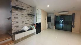 3 Bedroom Townhouse for sale in Baan Klang Muang Rattanathibet, Bang Kraso, Nonthaburi near MRT Yaek Nonthaburi 1