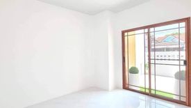 2 Bedroom Townhouse for sale in Ban Ko, Samut Sakhon