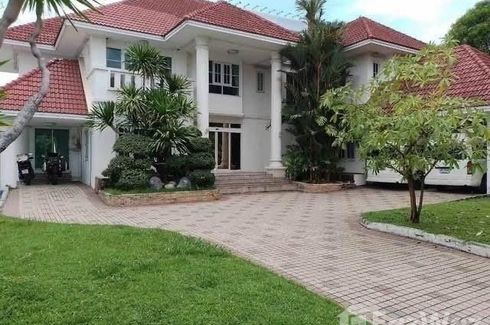 6 Bedroom House for sale in Lake Side Villa 2, Bang Kaeo, Samut Prakan