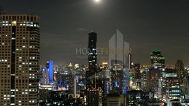 1 Bedroom Condo for sale in Silom, Bangkok near BTS Chong Nonsi