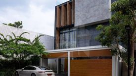 4 Bedroom House for sale in Chorakhe Bua, Bangkok