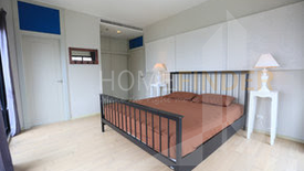 2 Bedroom Condo for sale in Noble Reveal, Phra Khanong Nuea, Bangkok near BTS Thong Lo