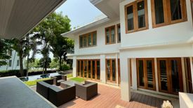 5 Bedroom House for sale in Na Kluea, Chonburi