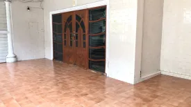 3 Bedroom Townhouse for rent in Bang Chak, Bangkok near BTS Punnawithi