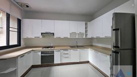 ให้เช่าทาวน์เฮ้าส์ 4 ห้องนอน ใน คลองตันเหนือ, วัฒนา