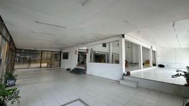 ให้เช่าโกดัง / โรงงาน ใน คลองเกลือ, ปากเกร็ด ใกล้ MRT ศรีรัช