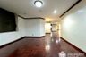 3 Bedroom Condo for sale in City Lakes Tower Sukhumvit 16, Khlong Toei, Bangkok near BTS Asoke