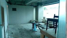 Shophouse for rent in Moonwalk, Metro Manila