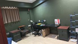 5 Bedroom Townhouse for rent in Valencia, Metro Manila near LRT-2 Gilmore