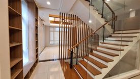 4 Bedroom Townhouse for rent in Santa Cruz, Metro Manila