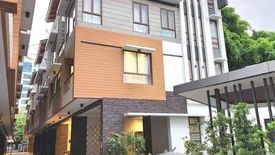 5 Bedroom Townhouse for sale in Wack-Wack Greenhills, Metro Manila near MRT-3 Ortigas
