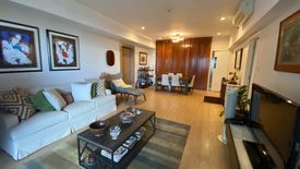 Condo for sale in One Shangri-La Place, Wack-Wack Greenhills, Metro Manila near MRT-3 Shaw Boulevard