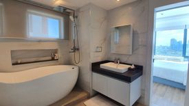 2 Bedroom Condo for sale in BGC, Metro Manila