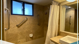 2 Bedroom Condo for rent in San Lorenzo, Metro Manila near MRT-3 Ayala