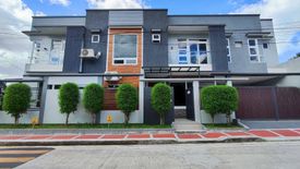 5 Bedroom Townhouse for sale in Fairview, Metro Manila