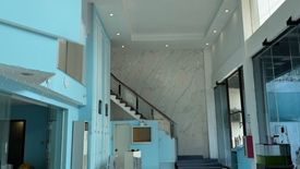 Shophouse for rent in Pio Del Pilar, Metro Manila