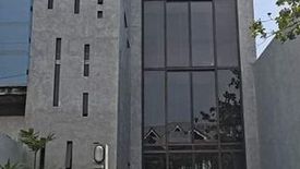 Office for sale in Batasan Hills, Metro Manila