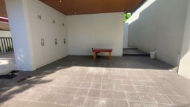 5 Bedroom House for sale in Talon Dos, Metro Manila