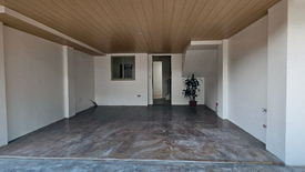 6 Bedroom Townhouse for sale in South Triangle, Metro Manila near MRT-3 Quezon Avenue