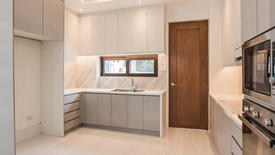 5 Bedroom House for sale in BF Homes, Metro Manila