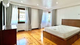 4 Bedroom House for rent in San Lorenzo, Metro Manila near MRT-3 Ayala