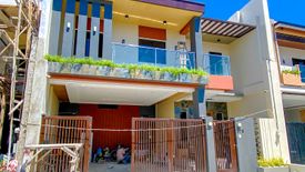 5 Bedroom House for sale in Talon Dos, Metro Manila