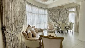 3 Bedroom Condo for sale in Twin Oaks Place, Wack-Wack Greenhills, Metro Manila near MRT-3 Shaw Boulevard