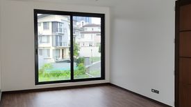 5 Bedroom House for rent in McKinley Hill Village, McKinley Hill, Metro Manila