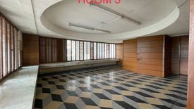 Office for rent in Urdaneta, Metro Manila near MRT-3 Buendia