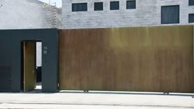 Shophouse for rent in BF Homes, Metro Manila