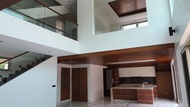 6 Bedroom House for rent in Mckinley West Village, Pinagsama, Metro Manila
