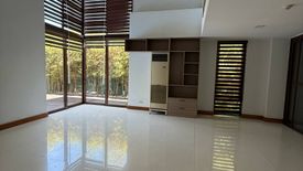 5 Bedroom House for rent in New Alabang Village, Metro Manila